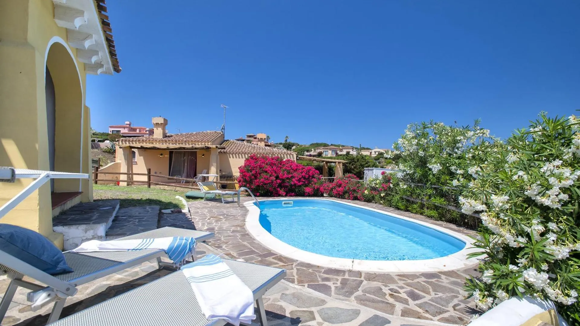 Villa Azzurra Стинтино